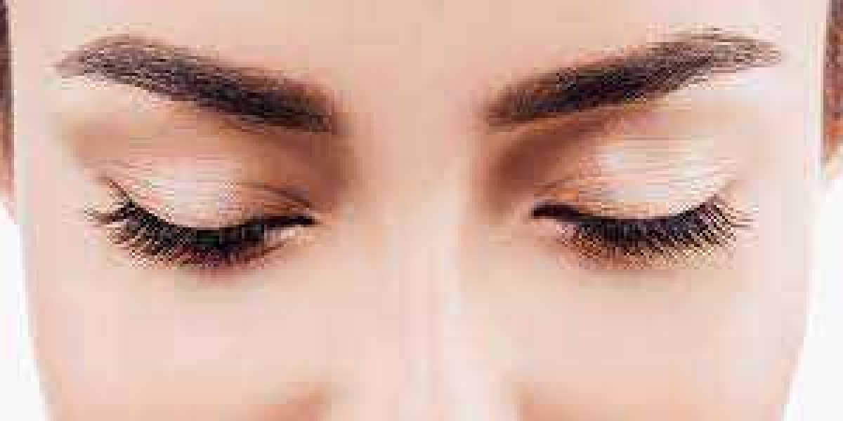 Palm Desert eyebrow transplant