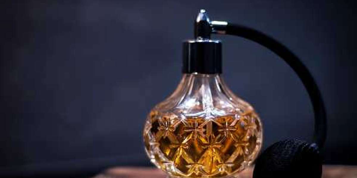 Luxury Perfumes Market Report by Application, Regional Revenue, Competitor, and Forecast 2030