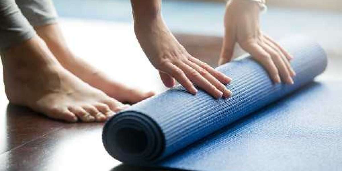 Key Yoga Mat Market Players with Highly Lucrative Segment to Expand Significantly