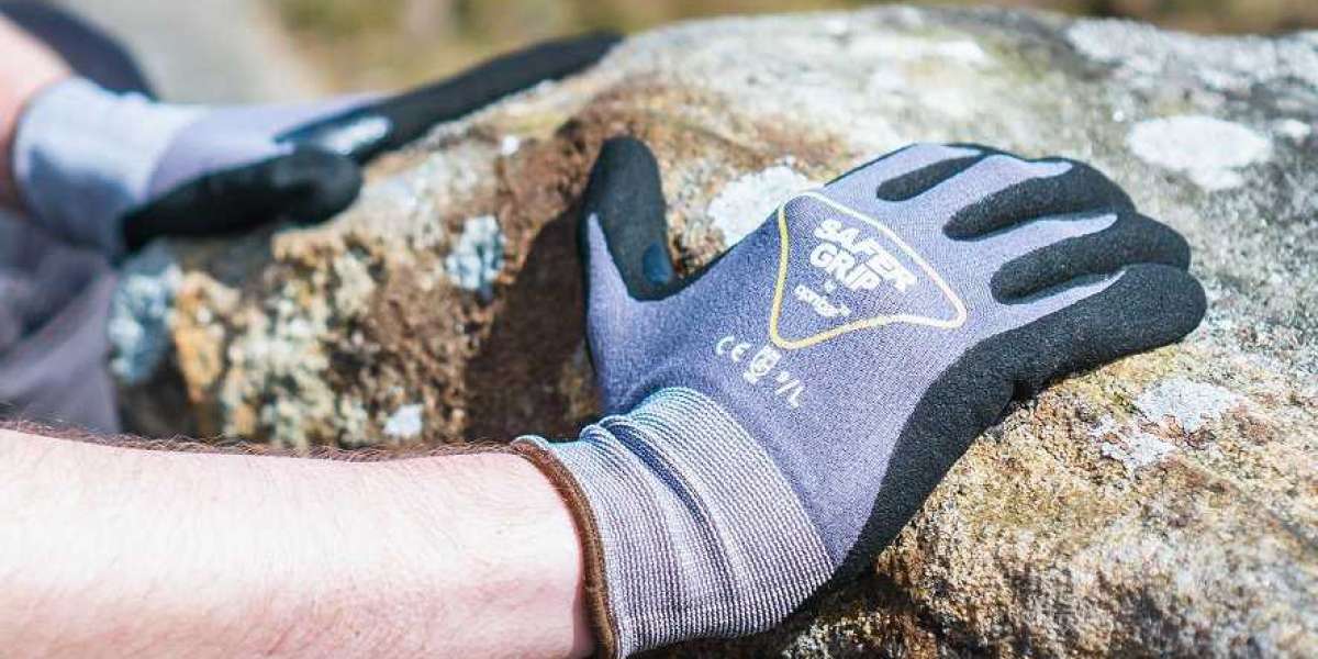 Hiking Gloves Guide