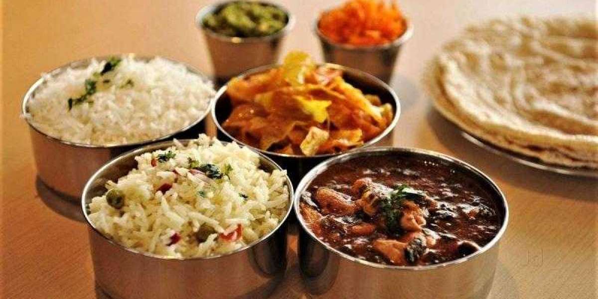 tiffin service provider in Mahipalpur Call now ( 9599122464 )