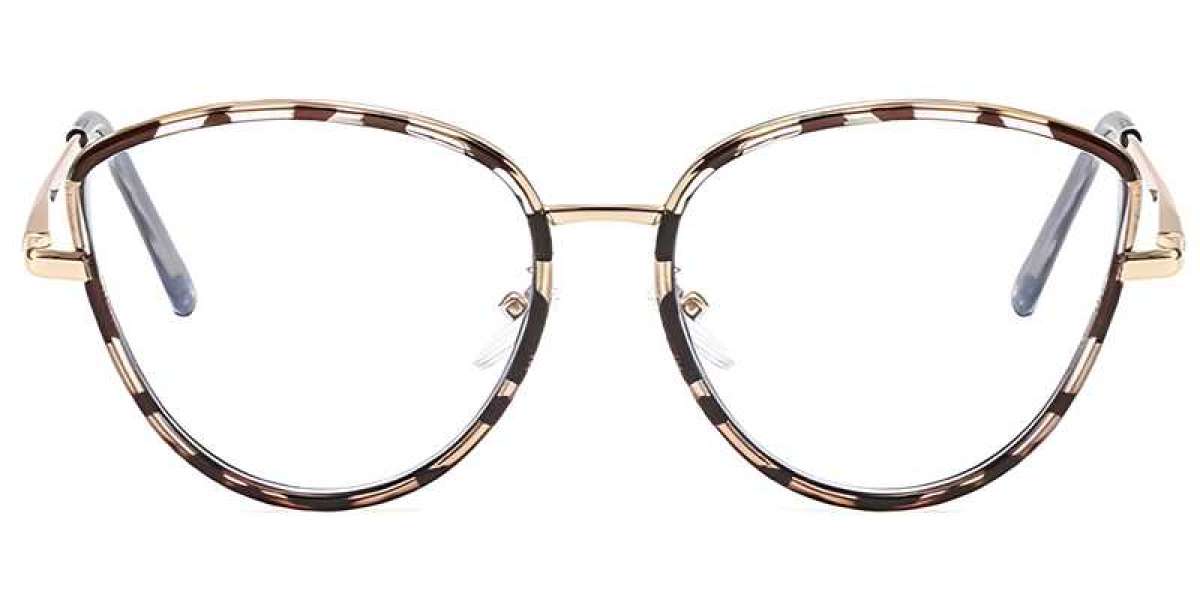 The Eyeglasses Deformation During Daily Wearing