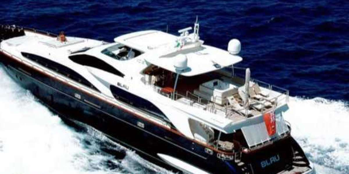 Rent a luxury Yacht in Puerto Vallarta