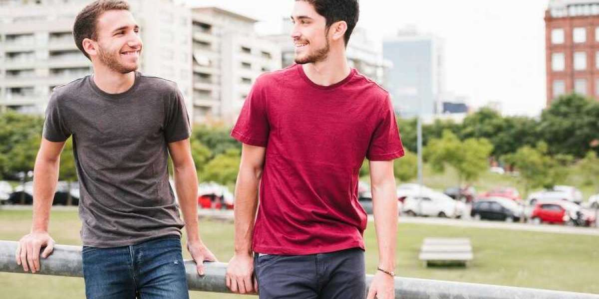 Everything You Need To Know Before Buying the Ever-Trendy Tri-Blend T-Shirts