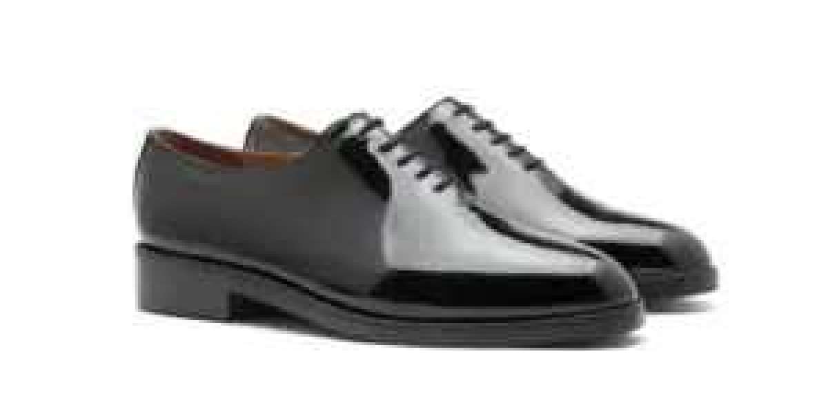 Top 5 Leather Shoe Styles Every Modern Gentleman Should Own