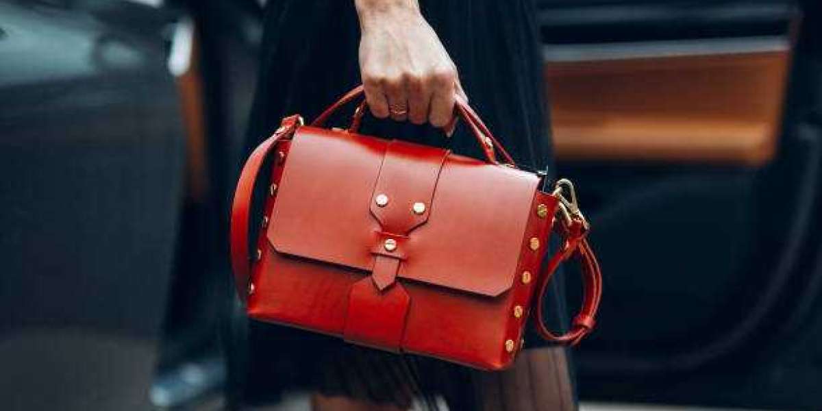 Luxury Handbags Market Forecast 2032: Size, Share, and Comprehensive Analysis