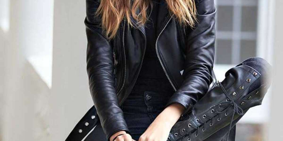 Finding the Perfect Fit: A Guide to Choosing Women's Motorcycle Jackets