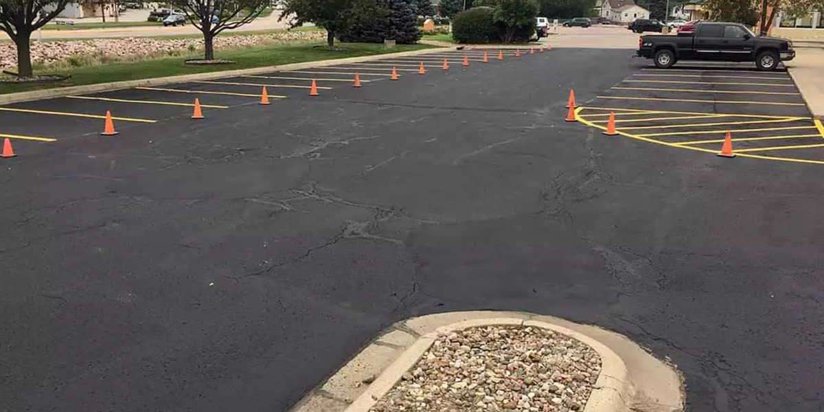 Asphalt Driveways in Springfield: Maintenance Tips