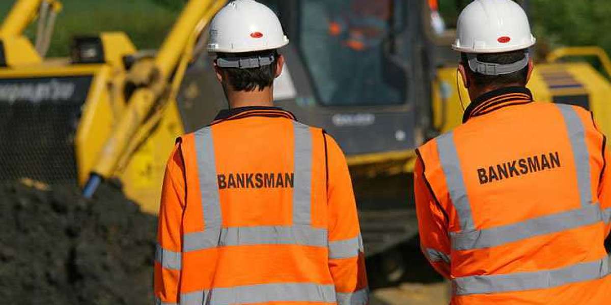 5 Benefits of Taking the Banksman Course in Luton