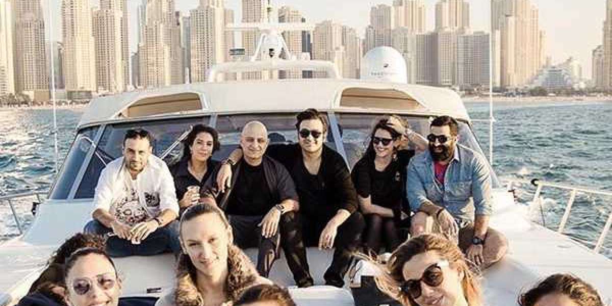 Dubai Yacht Party offers exclusive corporate yacht events in Dubai