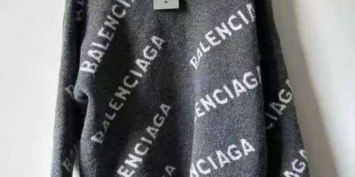 Balenciaga毛衣与襯衫：突破傳統，打造現代時尚