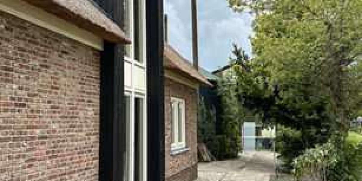 Everything to Know Before Choosing Shou Sugi Ban for Your Home