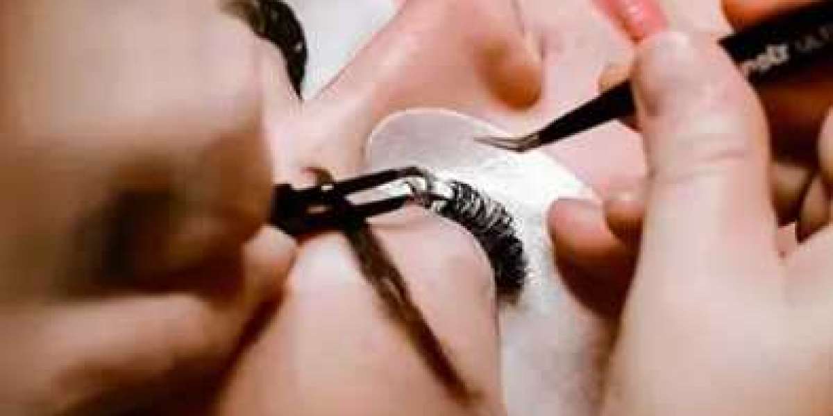 Transform Your Skin with a Body Care Specialist at Home