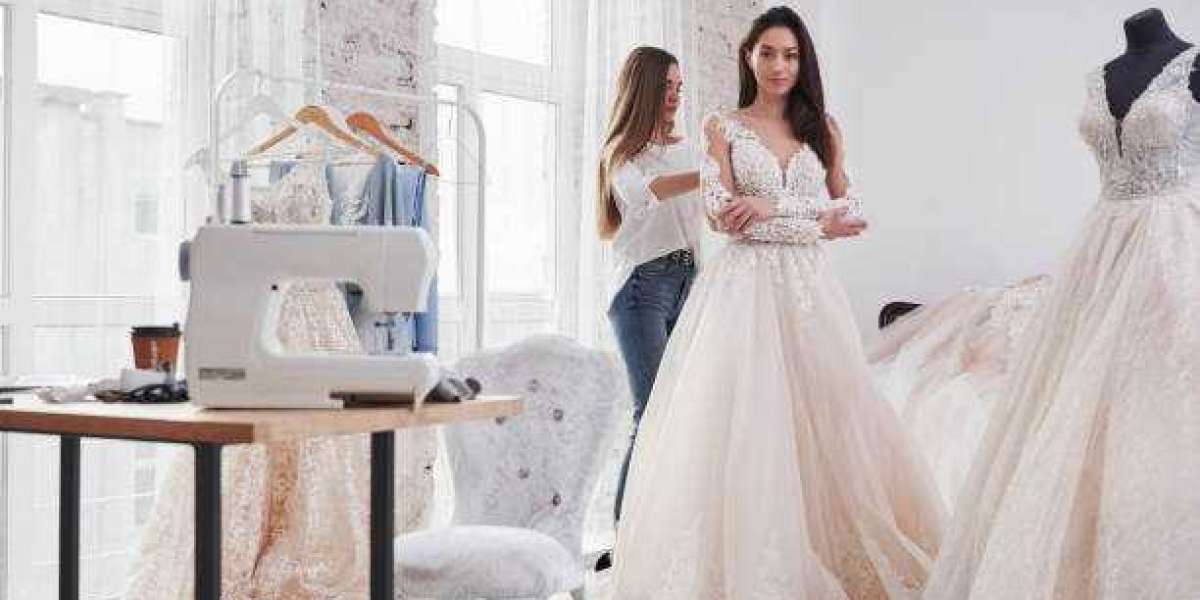 Bridesmaid Alterations: Perfect Fit for Your Bridal Party