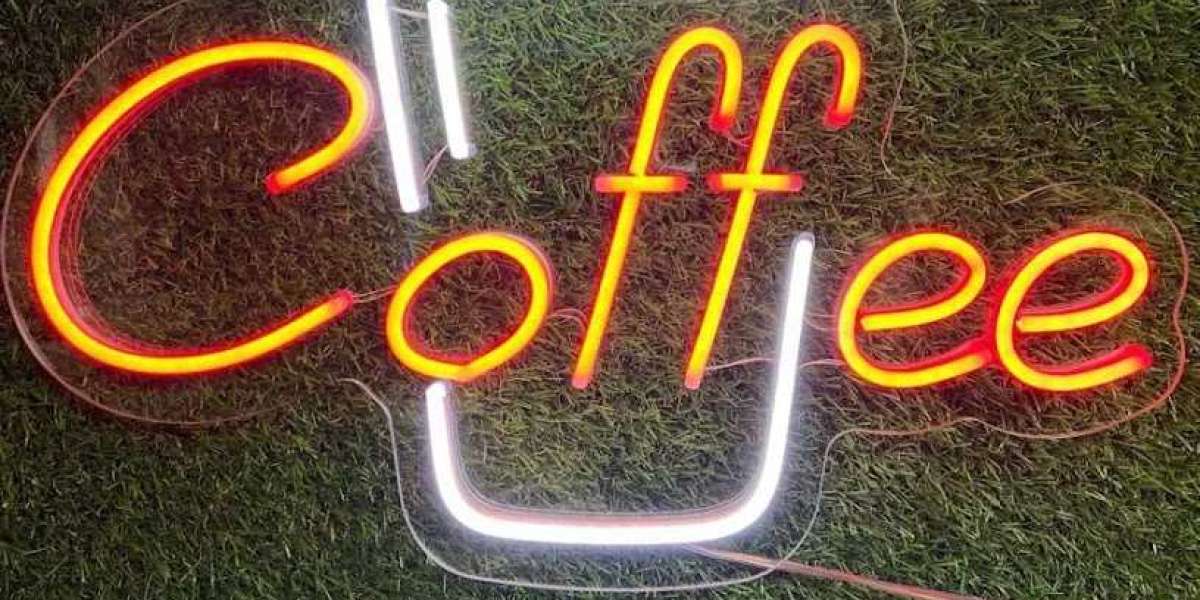 Electrify the Night: Innovative Ideas to Use Neon Lights in Bars and Nightclubs