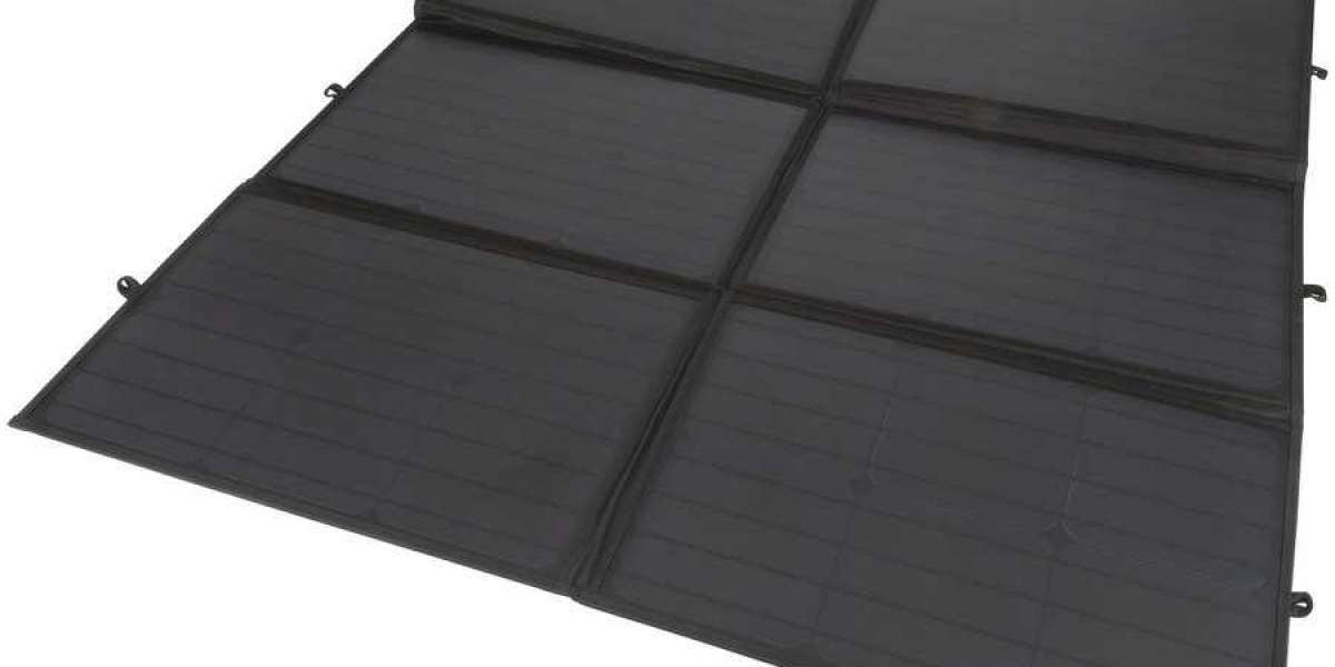 Portable Power: Why the Solar Blanket Market Is Heating Up