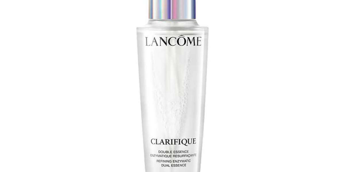 LANCOME人氣底妝推薦｜粉底液、氣墊粉餅與蘭蔻化妝水全解析