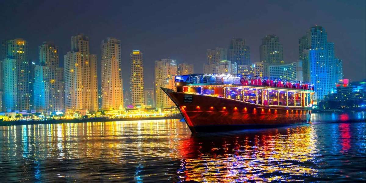 A Family-Friendly Guide to Dhow Cruise Dubai: What to Know Before You Book