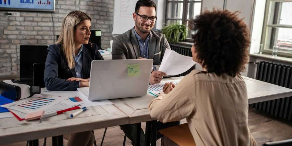 How to Effectively Stand Out from the Crowd While Seeking Jobs in Kochi
