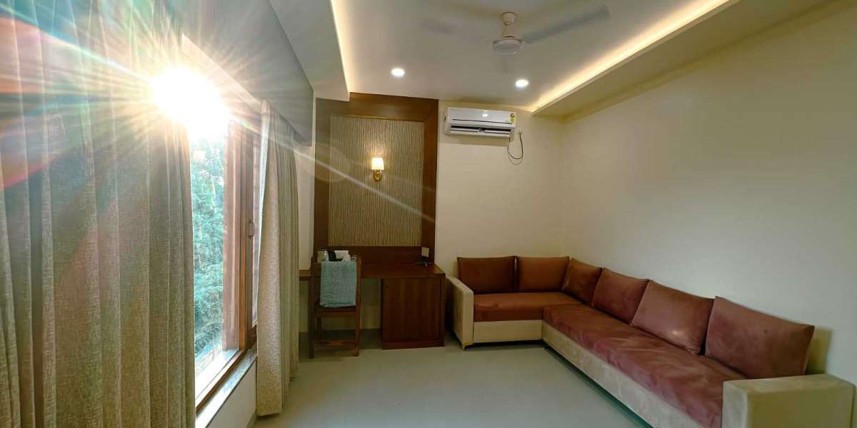 Best Place to stay in Varanasi