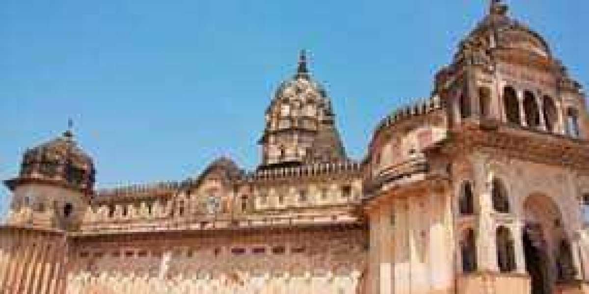 Explore Chauragarh Fort Chougan: A Historic Gem in the Heart of Madhya Pradesh