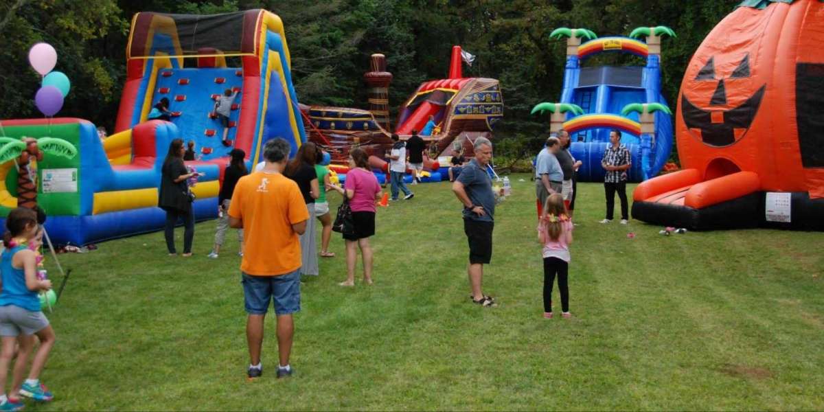 How to Choose the Right Bounce House for Your Event in San Diego