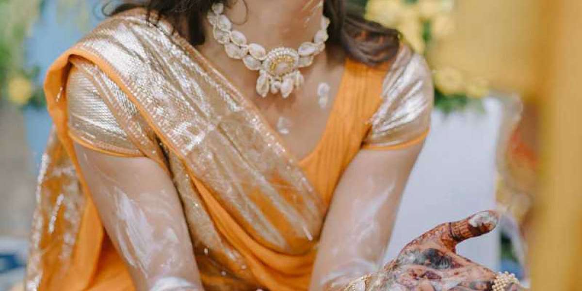 Braids Hair Accessories for Brides | Bridal Hair Styling Guide – Vaidaan