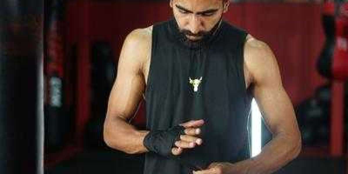Train Smarter, Not Harder: A Guide to Hand Wraps in Boxing