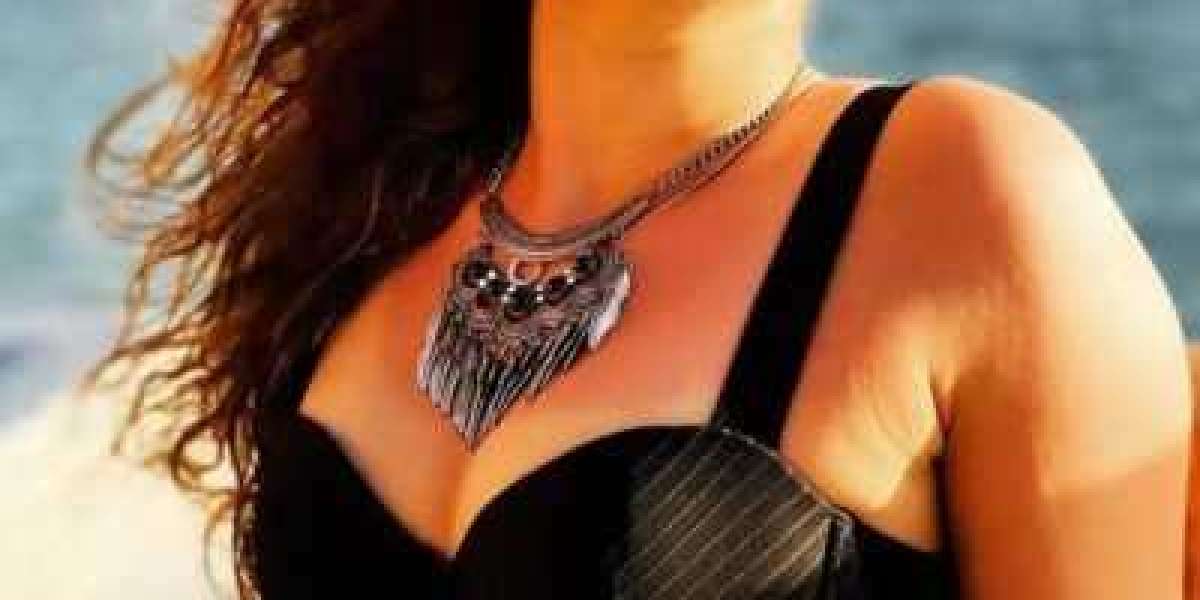 VIP Escorts In Dubai	+971563201413