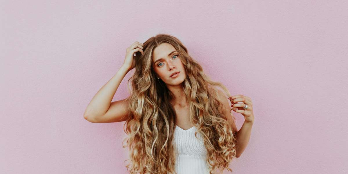 How Dallas Salons Influence Red Carpet and Celebrity Looks