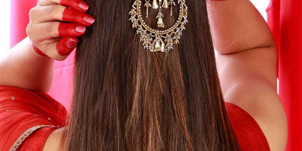 Festive Hair Accessories for Women That Add Sparkle to Your Style