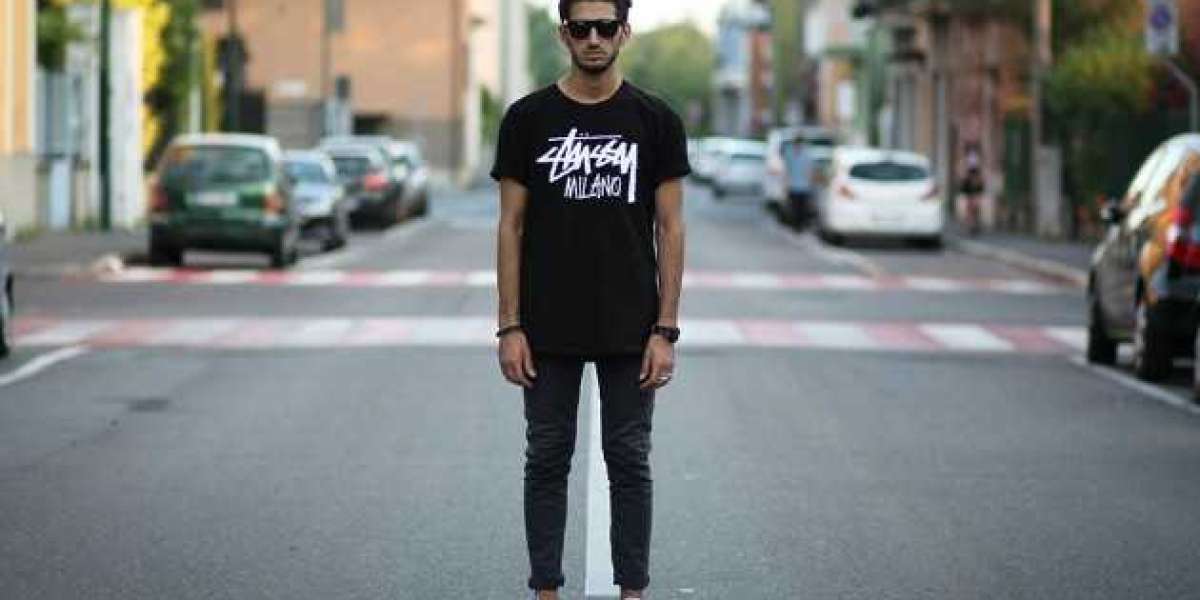 Discover the Perfect UK Summer Vacation: Style, Adventure, and Streetwear Vibes with Stussy