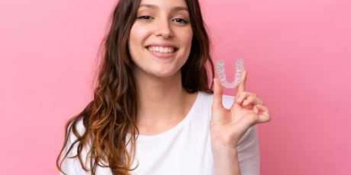 Straighten Your Teeth Comfortably With Invisible Braces Treatment