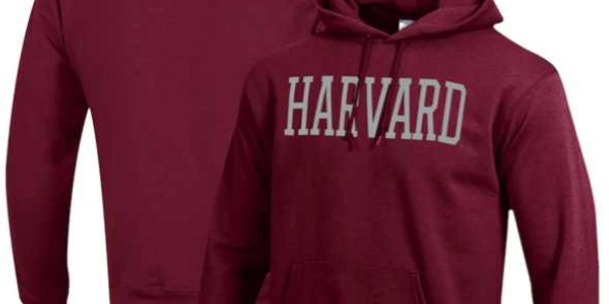 Everyday Classic: Why the Champion Powerblend Hoodie Remains a Wardrobe Staple