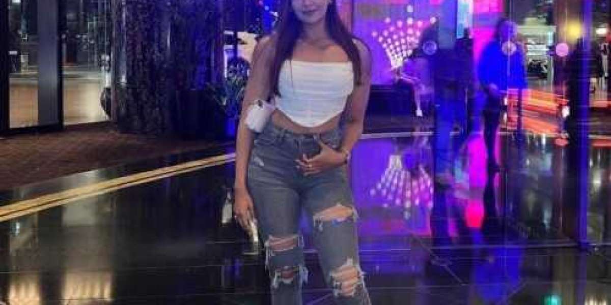 Sexy Gurgaon Escorts