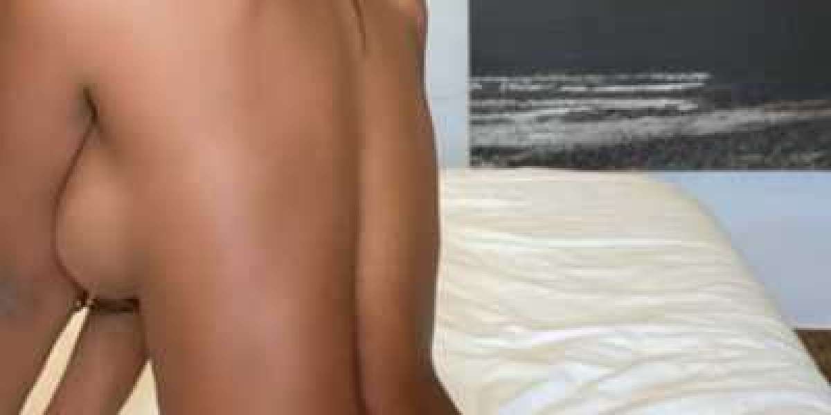 VIP Escorts In Dubai	+971585492620