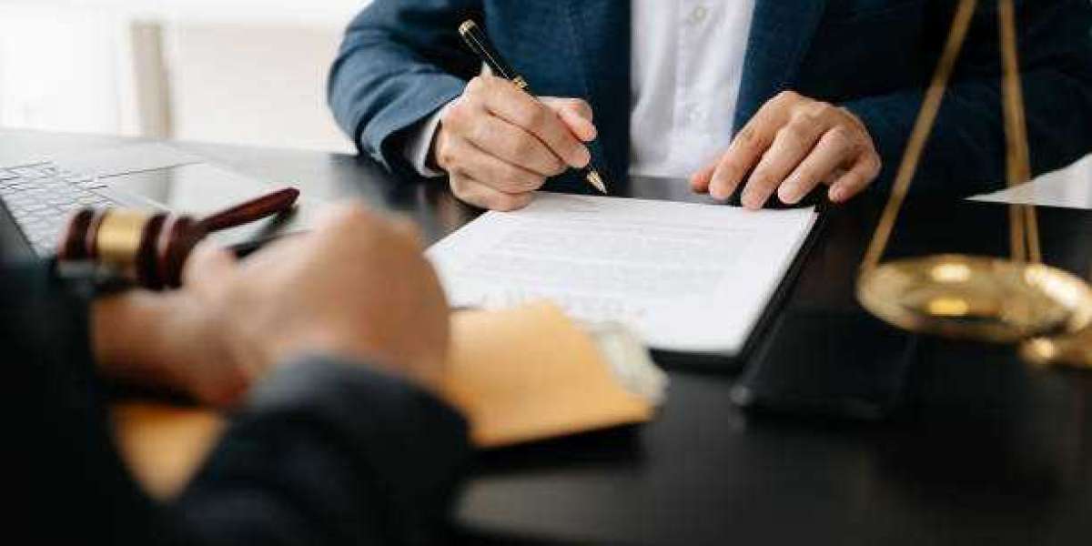 Why You Need an Employment Lawyer in Melbourne for Workplace Issues