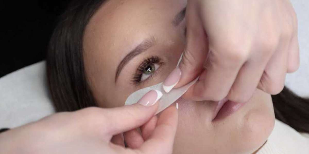 Enhance Your Natural Beauty with Lash Lift Marrickville