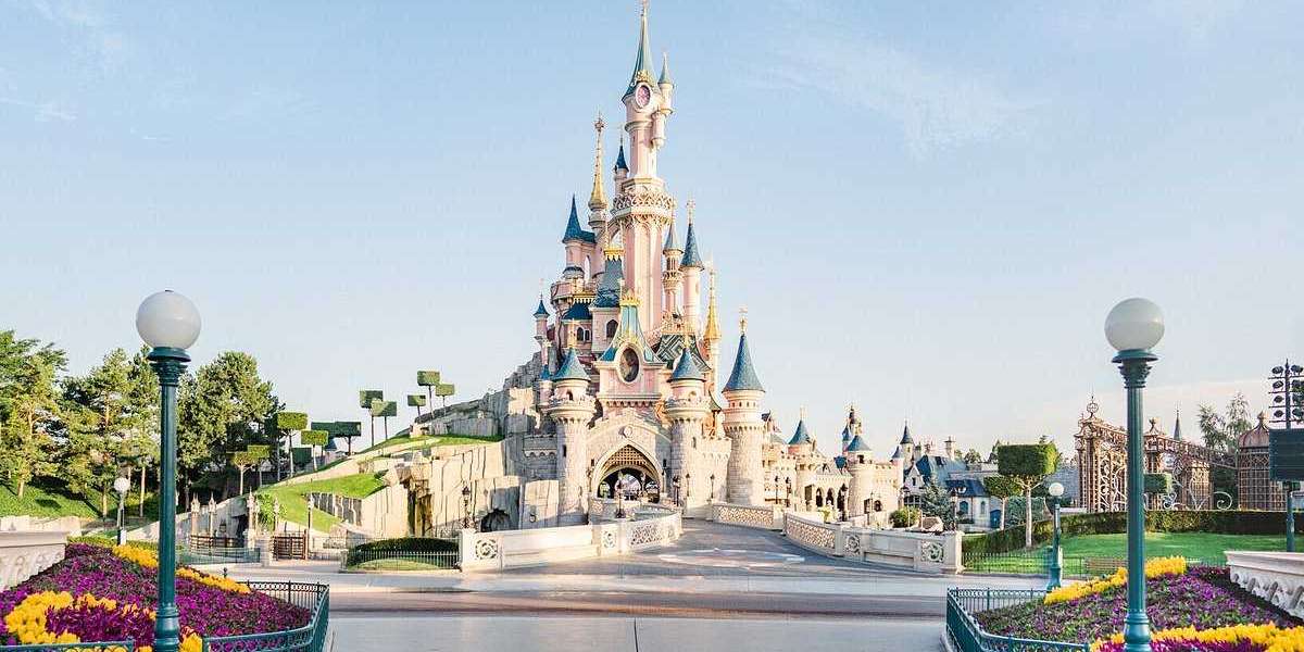 How to Book a Private Transfer from CDG to Disneyland Paris Stress-Free