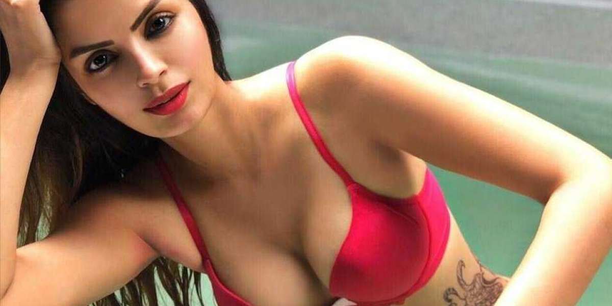 Indian Escorts In KL give Friendly Smiles to Naughty Styles