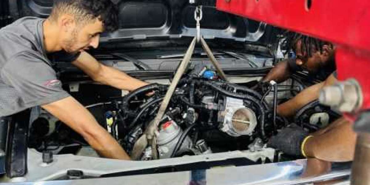 Inside Dubai’s Premier Hummer Repair Garage – The Car Lab Experience