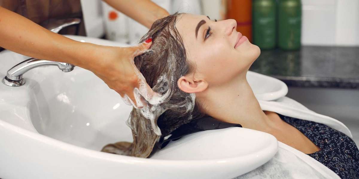 Affordable Hair Keratin Treatment at Home Service – Book Now