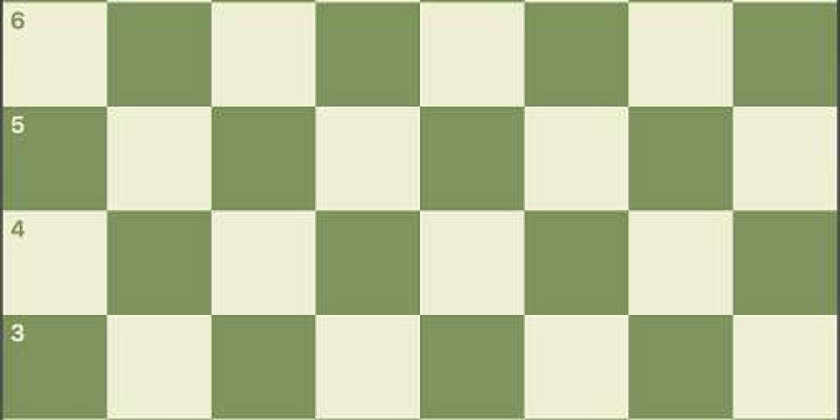 Play Chess Online for Free with Friends & Family