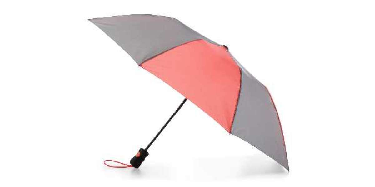 How a Folding Umbrella Can Make Travel More Convenient