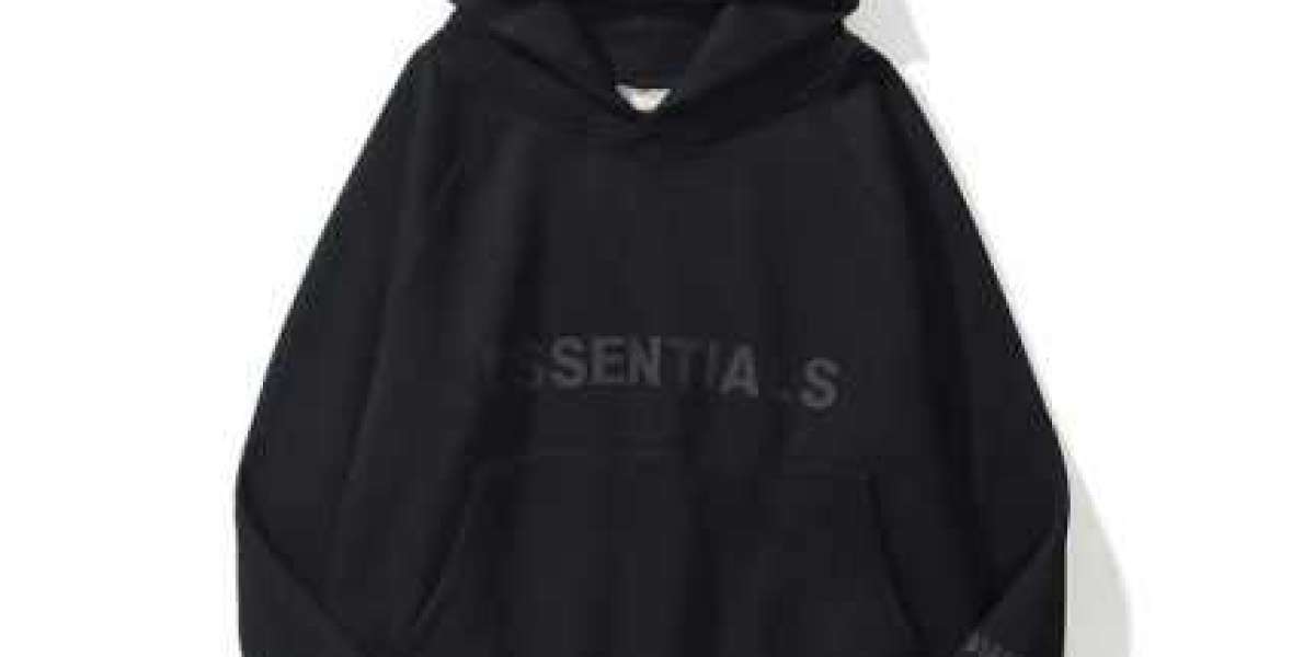 ssential Hoodie – Combining Comfort, Durability, and Timeless Style