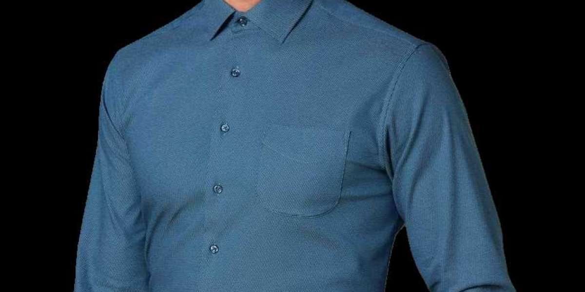 Boost Your Brand Presence with Smart Online Marketing and Promotional Clothing