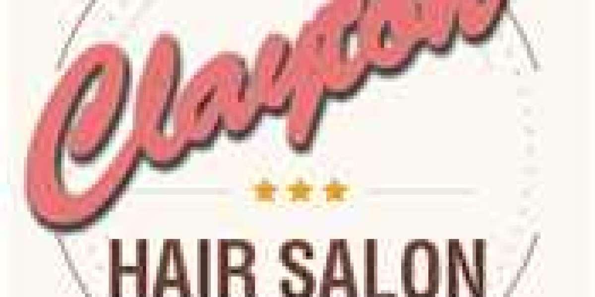 Platinum Blonding in Clayton – Is It Right for Your Skin Tone?