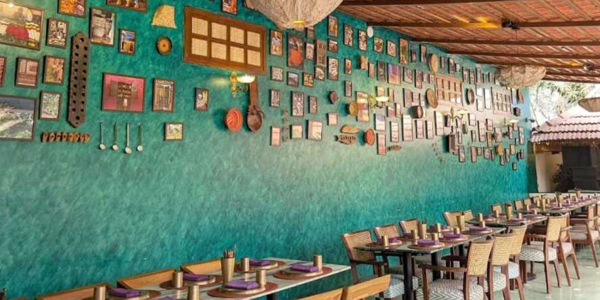 Solid Wood Restaurant Tables from Experienced Furniture Manufacturers