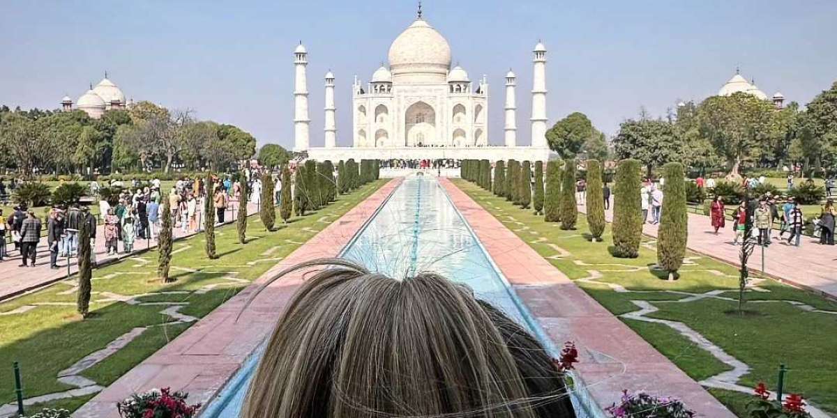 Discover the Magic of Rajasthan with Hello India Tour