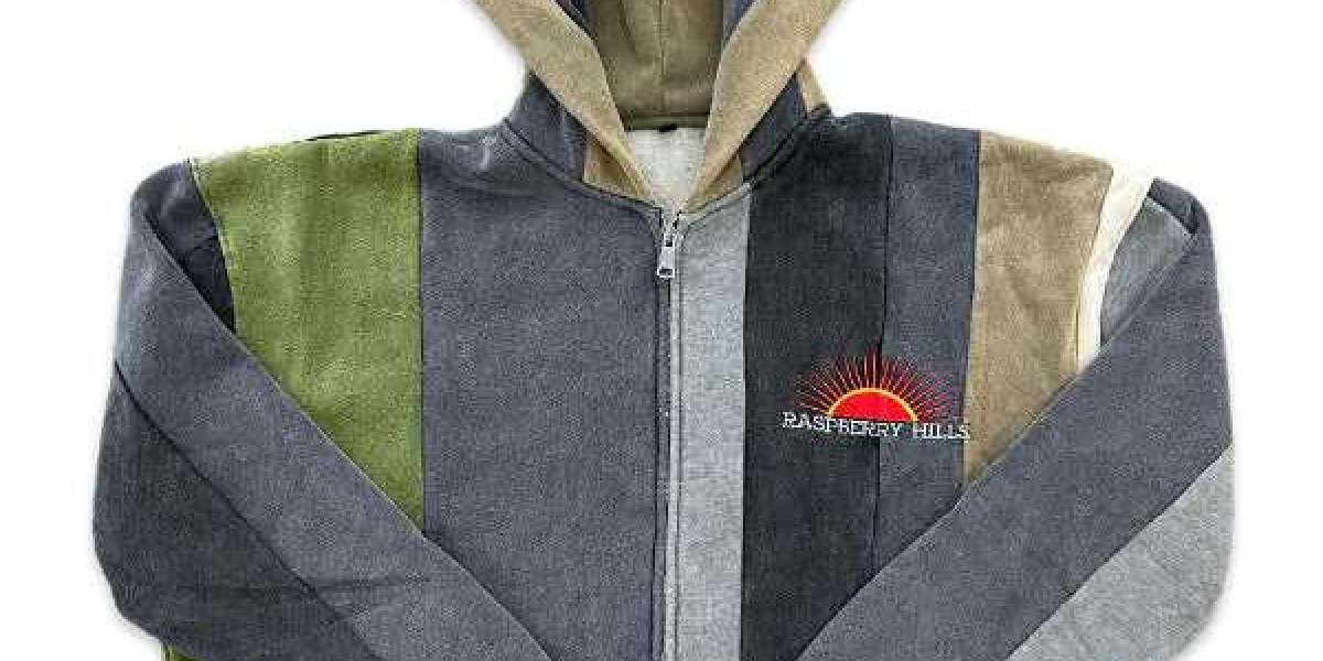 Timeless Comfort & Style: The Raspberry Hills Clothing Experience
